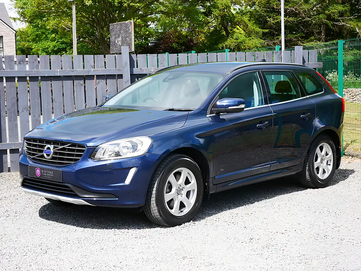 Used 2013 Volvo XC60 Se Caspian Blue - Interior and Exterior details 4