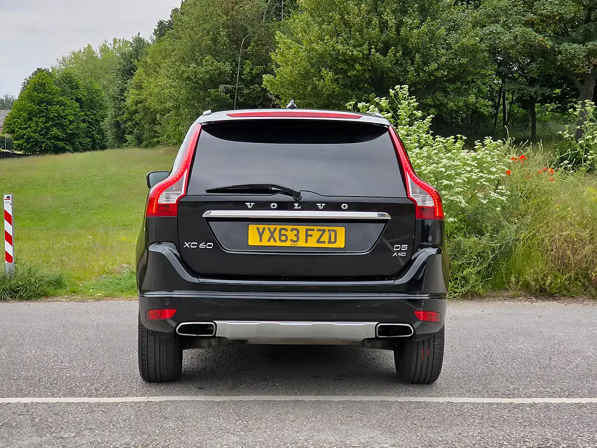 Used 2013 Volvo XC60 Se Lux Nav Black - Interior and Exterior details 6