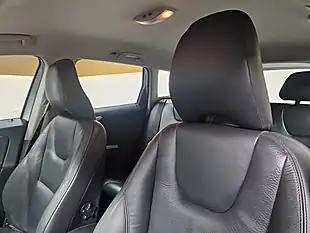 Used 2013 Volvo XC60 Se Lux Nav Bright Silver - Interior and Exterior details 12