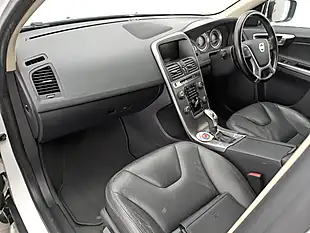 Used 2013 Volvo XC60 Se Lux Nav Ice White - Interior and Exterior details 16