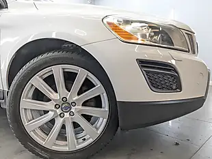 Used 2013 Volvo XC60 Se Lux Nav Ice White - Interior and Exterior details 2