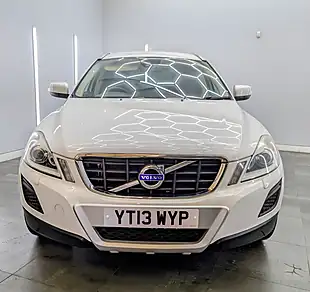 Used 2013 Volvo XC60 Se Lux Nav Ice White - Interior and Exterior details 4