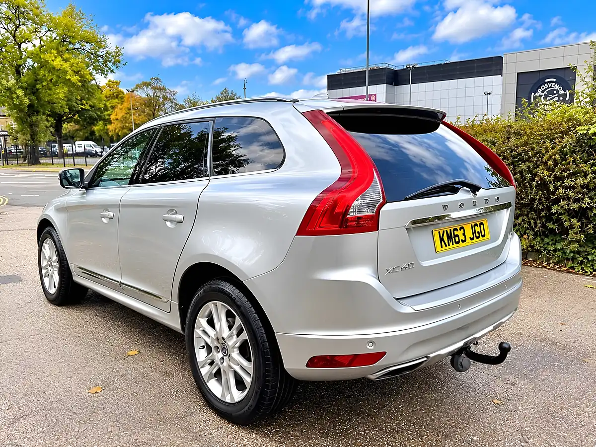 Used 2013 Volvo XC60 Se Lux Nav Silver - Interior and Exterior details 5