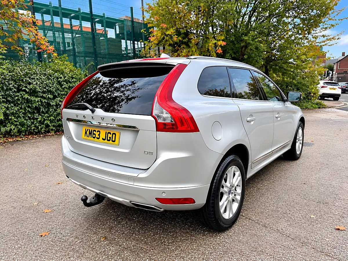 Used 2013 Volvo XC60 Se Lux Nav Silver - Interior and Exterior details 7