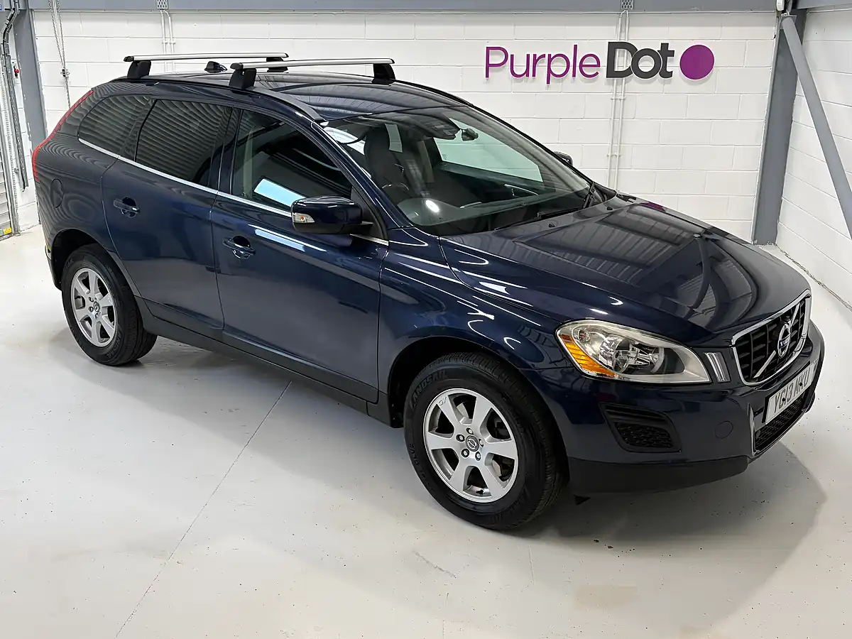 Used 2013 Volvo XC60 Se Nav Blue - Front View