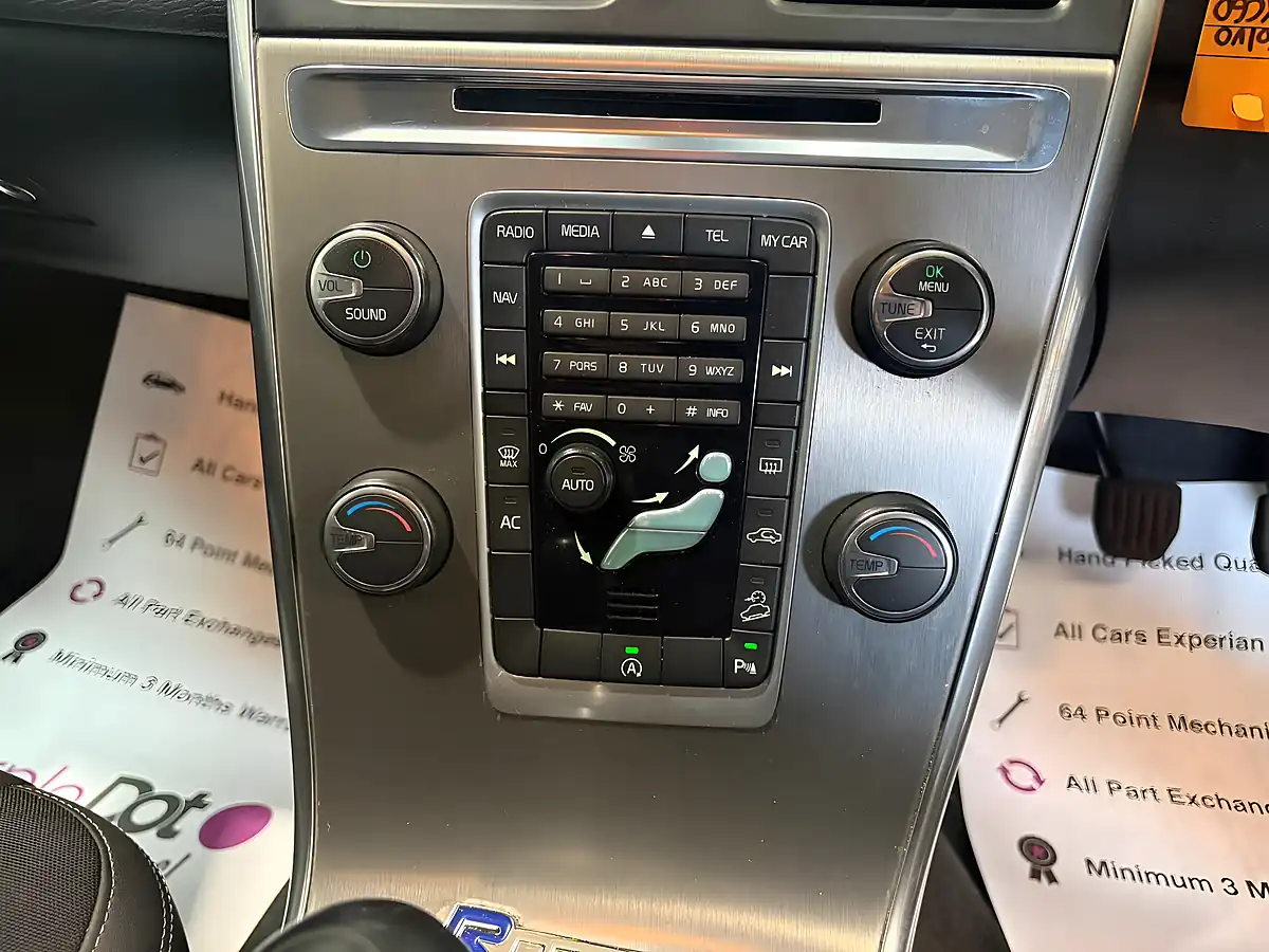 Used 2013 Volvo XC60 Se Nav Blue - Interior and Exterior details 10