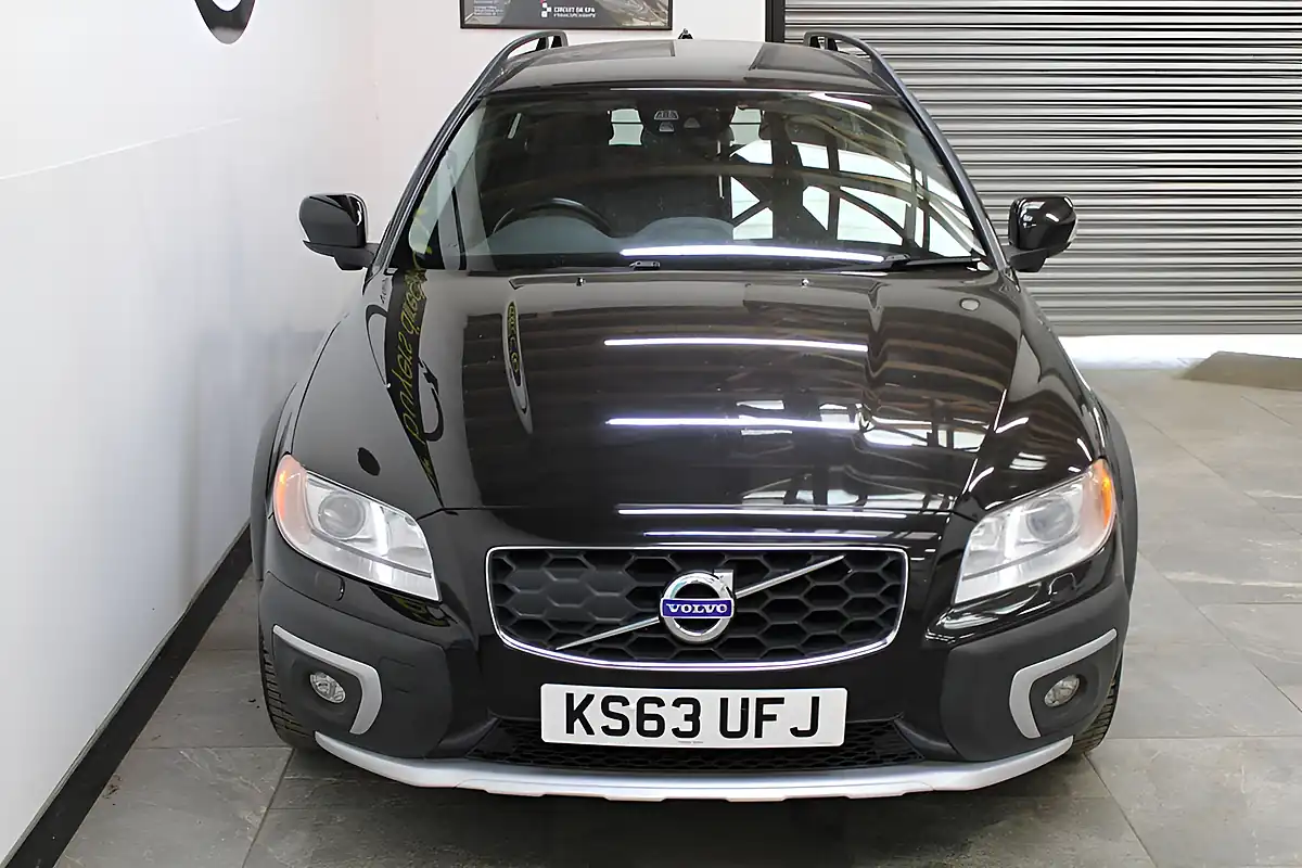 Used 2013 Volvo XC70 Se Lux Black - Interior and Exterior details 4