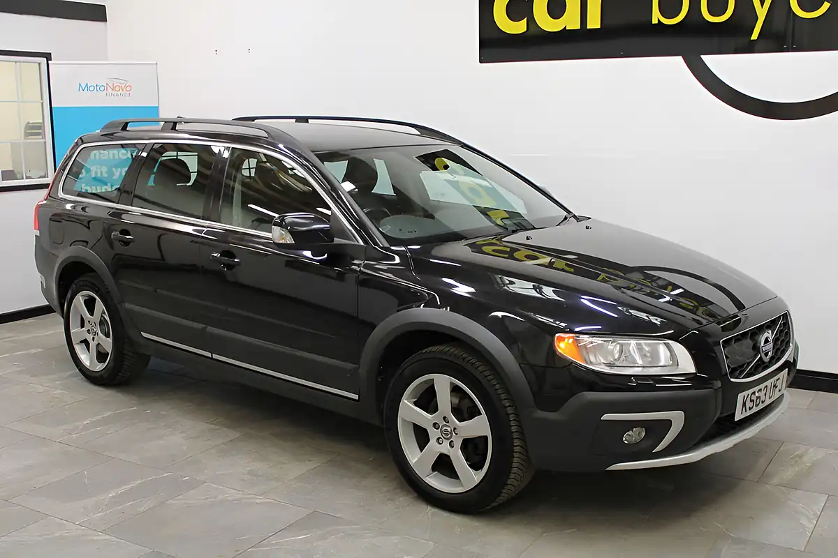 Used 2013 Volvo XC70 Se Lux Black - Interior and Exterior details 6