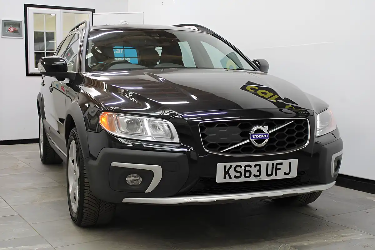 Used 2013 Volvo XC70 Se Lux Black - Interior and Exterior details 8