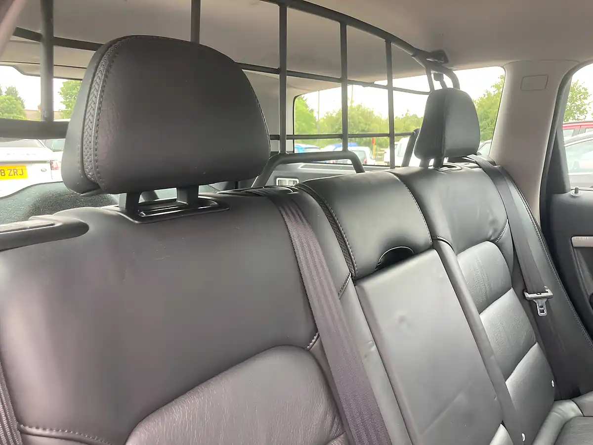 Used 2013 Volvo XC70 Se Lux Gold - Interior and Exterior details 20