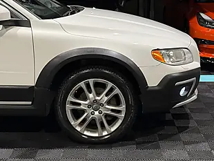 Used 2013 Volvo XC70 Se Lux White - Interior and Exterior details 10