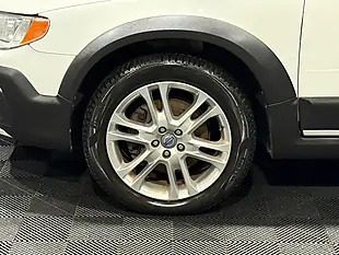 Used 2013 Volvo XC70 Se Lux White - Interior and Exterior details 11
