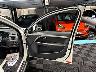 Used 2013 Volvo XC70 Se Lux White - Interior and Exterior details 13