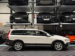 Used 2013 Volvo XC70 Se Lux White - Interior and Exterior details 7