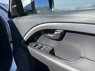Used 2013 Volvo XC70 Silver - Interior and Exterior details 12