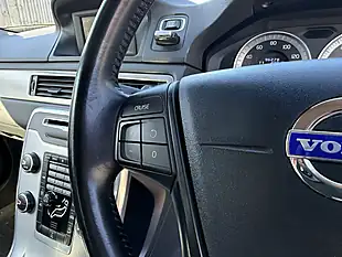Used 2013 Volvo XC70 Silver - Interior and Exterior details 18