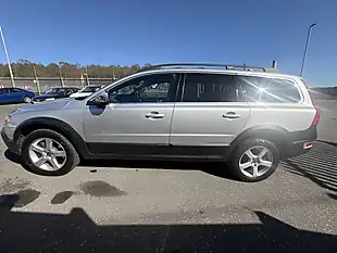 Used 2013 Volvo XC70 Silver - Interior and Exterior details 4