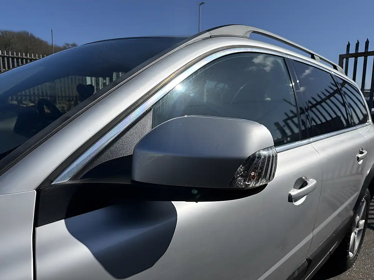 Used 2013 Volvo XC70 Silver - Interior and Exterior details 5