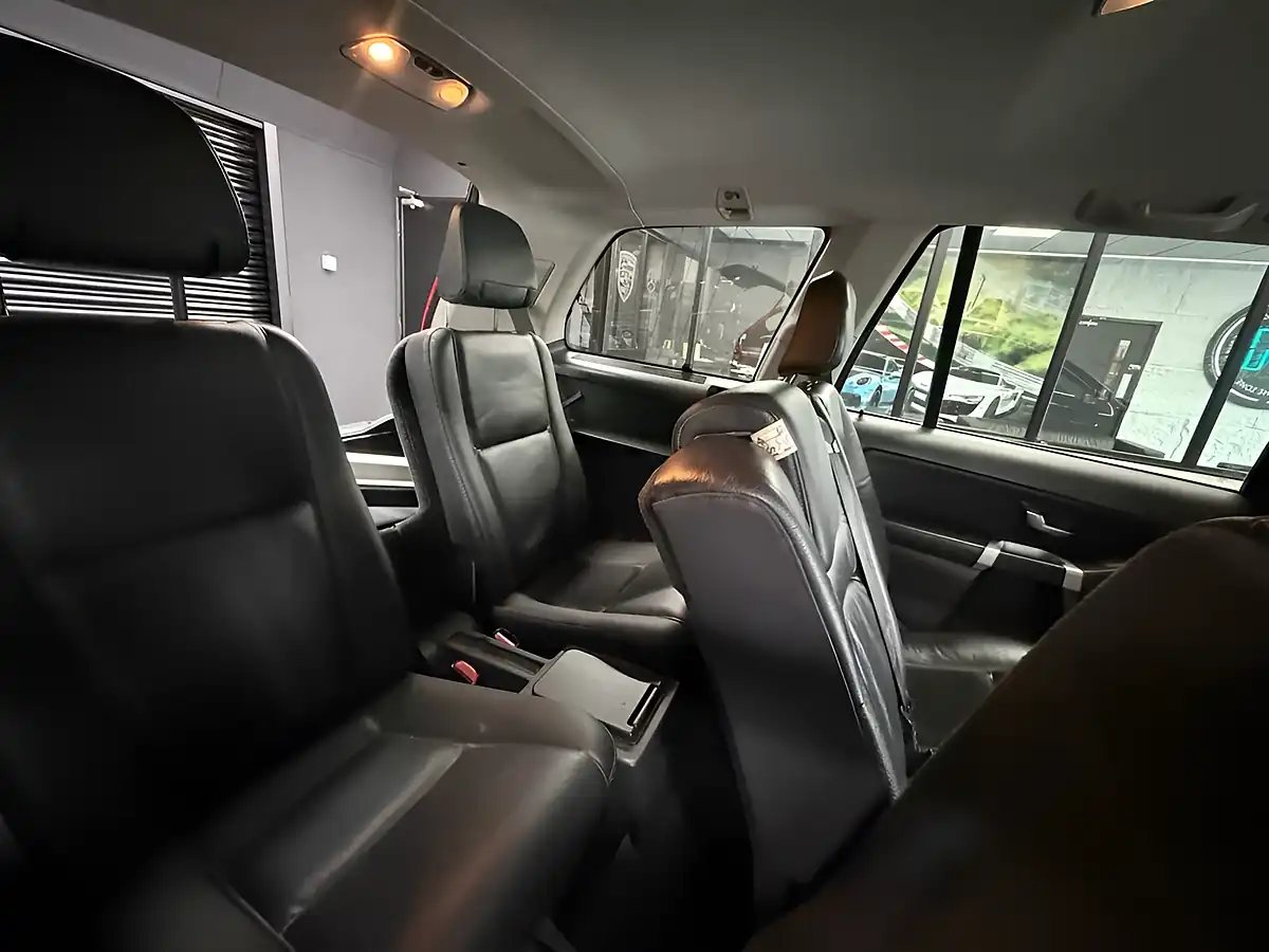 Used 2013 Volvo XC90 Es Grey - Interior and Exterior details 9