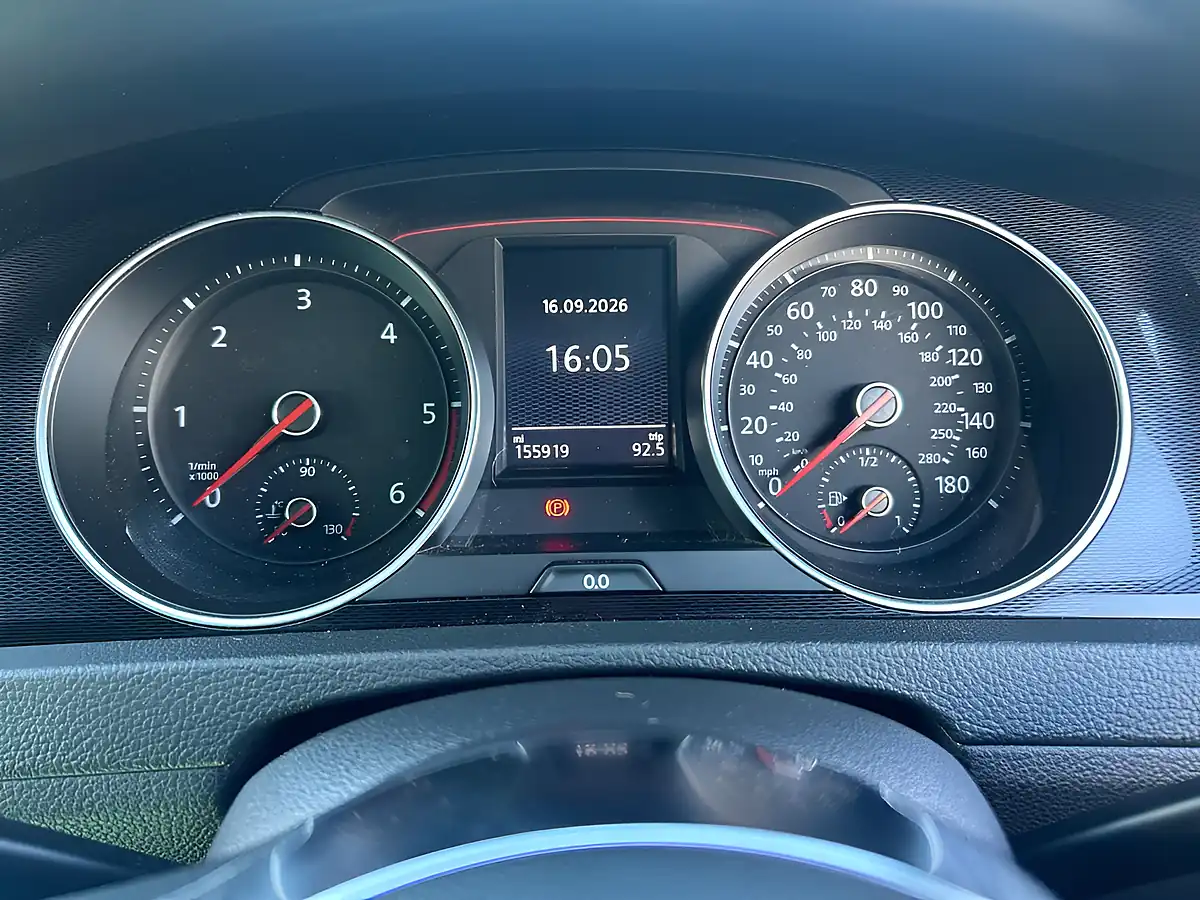 Used 2013 Vw Golf Grey - Interior and Exterior details 9
