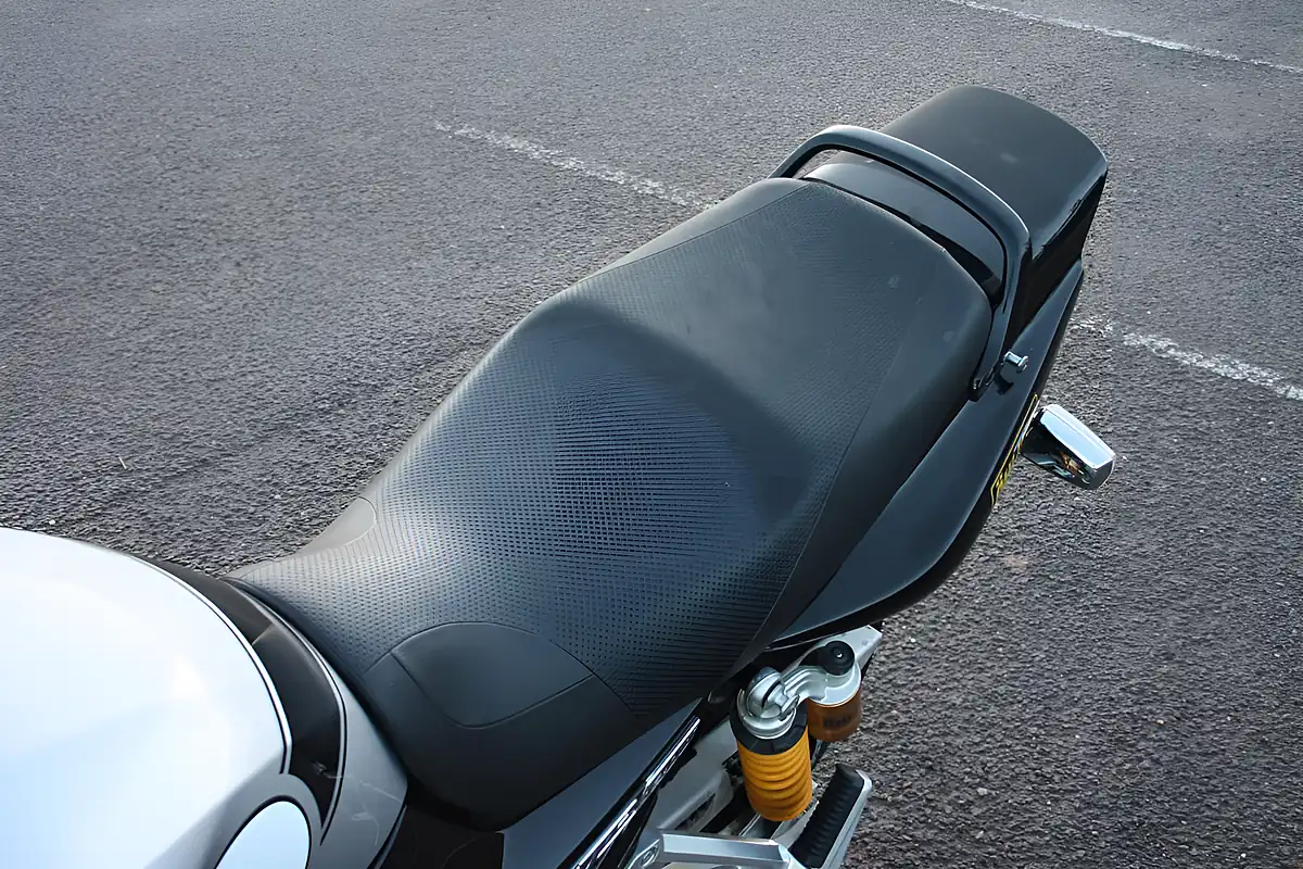 Used 2013 Yamaha XJR1300 Silver - Interior and Exterior details 17