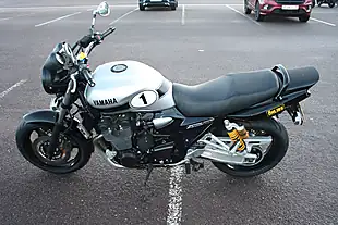 Used 2013 Yamaha XJR1300 Silver - Interior and Exterior details 7