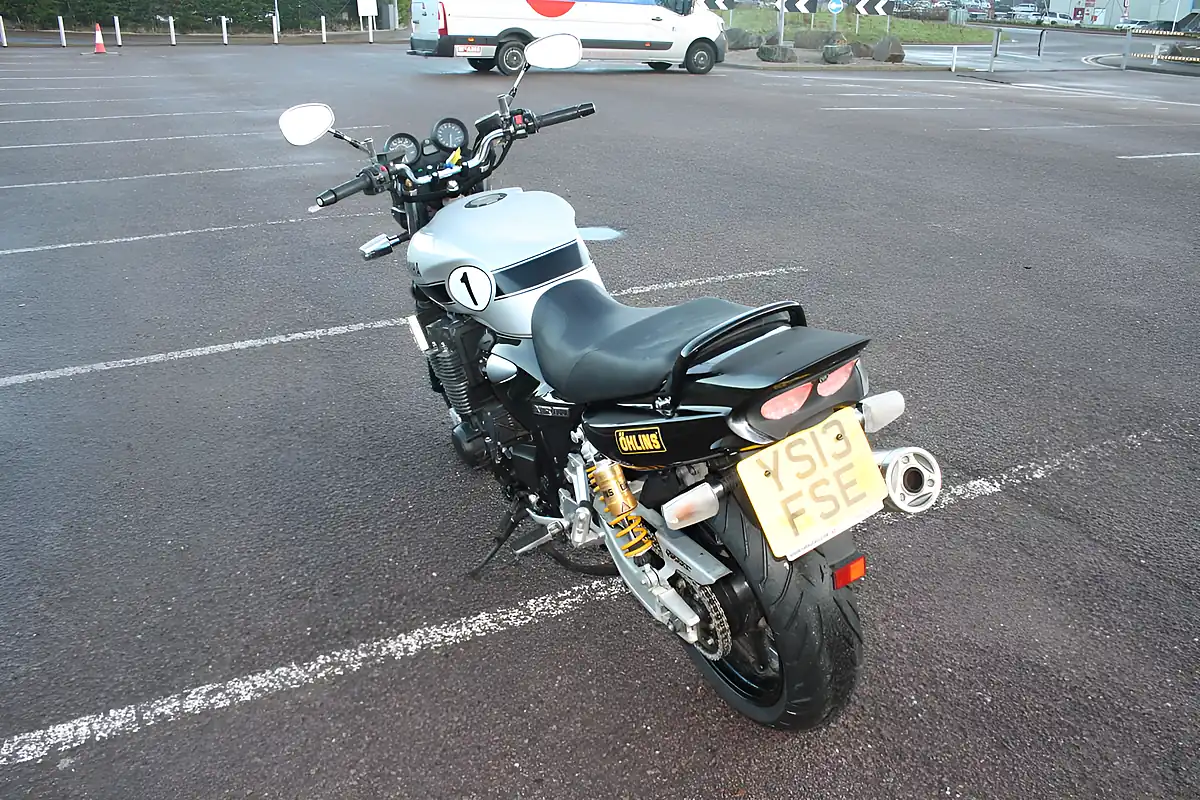 Used 2013 Yamaha XJR1300 Silver - Interior and Exterior details 8