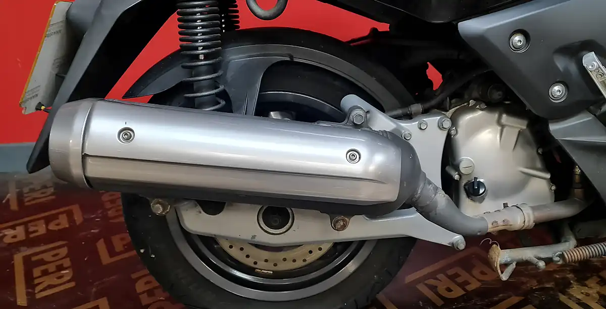 Used 2013 Yamaha Xmax 125 Black - Interior and Exterior details 5