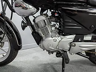 Used 2013 Yamaha Ybr 125 Custom Black - Interior and Exterior details 14