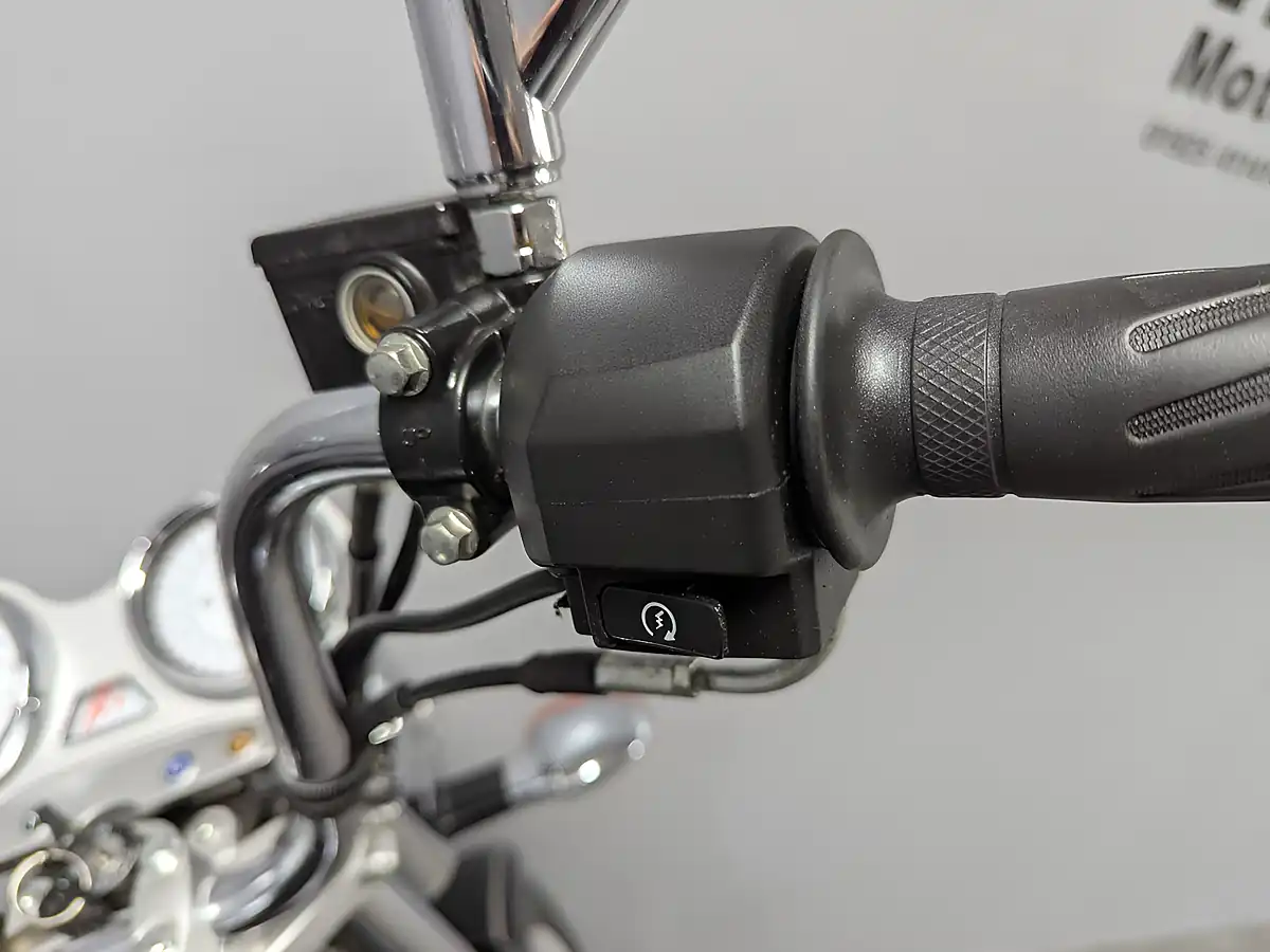 Used 2013 Yamaha Ybr 125 Custom Black - Interior and Exterior details 17