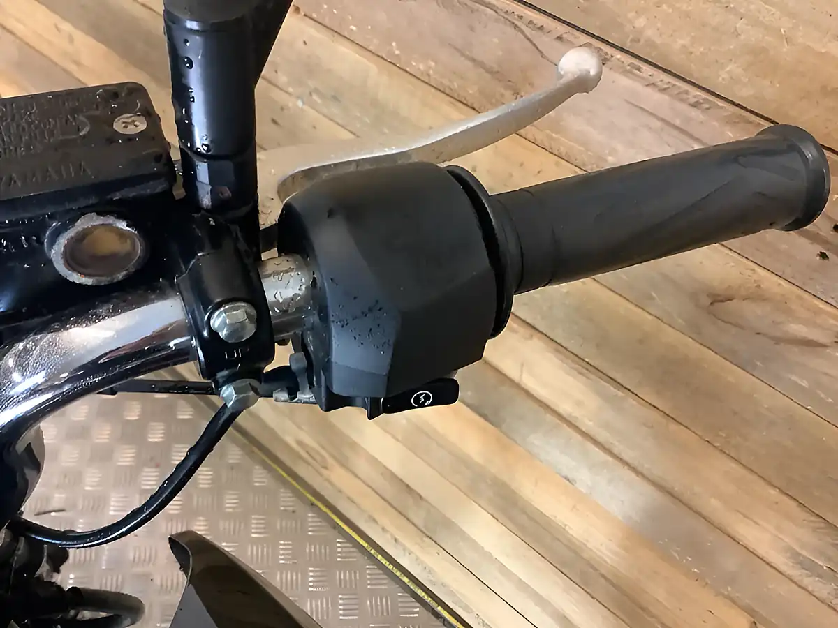 Used 2013 Yamaha Ybr - Interior and Exterior details 11