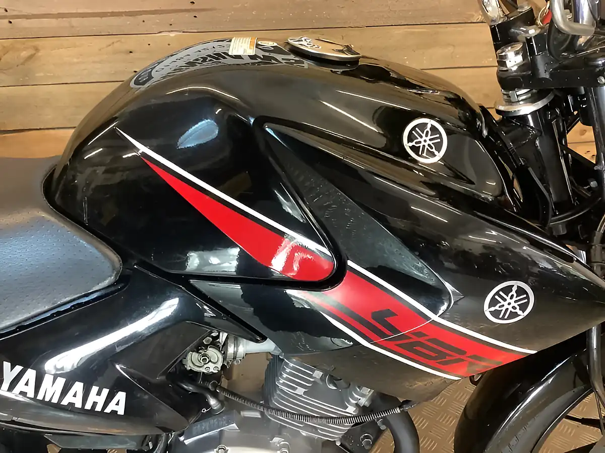 Used 2013 Yamaha Ybr - Interior and Exterior details 12