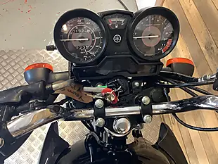 Used 2013 Yamaha Ybr - Interior and Exterior details 17