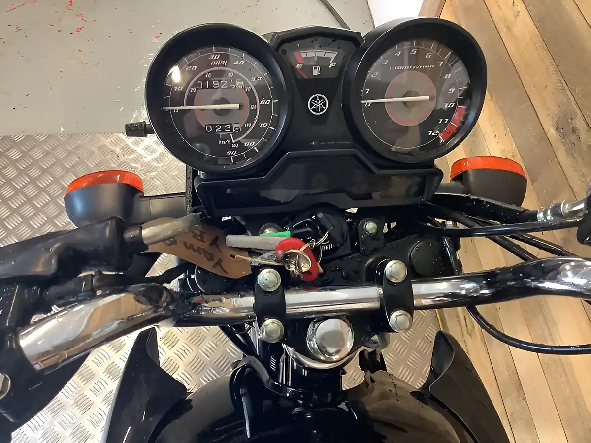 Used 2013 Yamaha Ybr - Interior and Exterior details 17