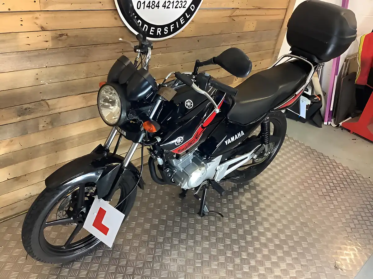 Used 2013 Yamaha Ybr - Interior and Exterior details 3