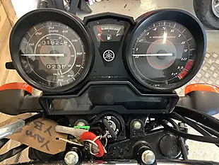 Used 2013 Yamaha Ybr - Interior and Exterior details 7