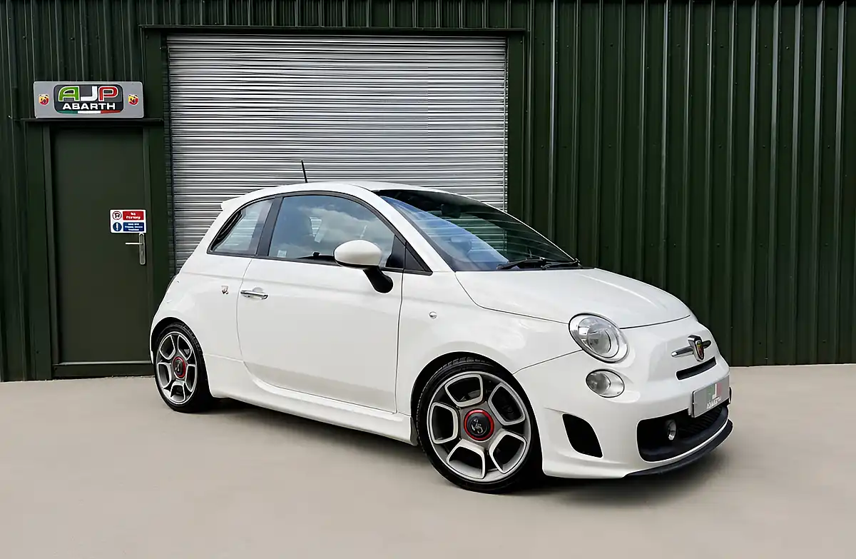 Used 2014 Abarth 500 White - Front View