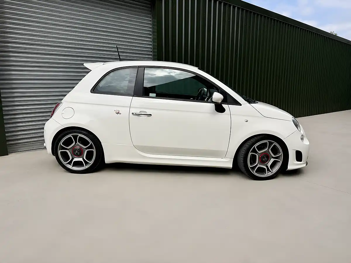 Used 2014 Abarth 500 White - Interior and Exterior details 5