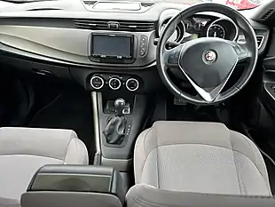 Used 2014 Alfa Romeo Giulietta Red - Interior and Exterior details 8