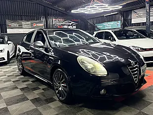 Used 2014 Alfa Romeo Giulietta Sportiva Nav Black - Interior and Exterior details 13