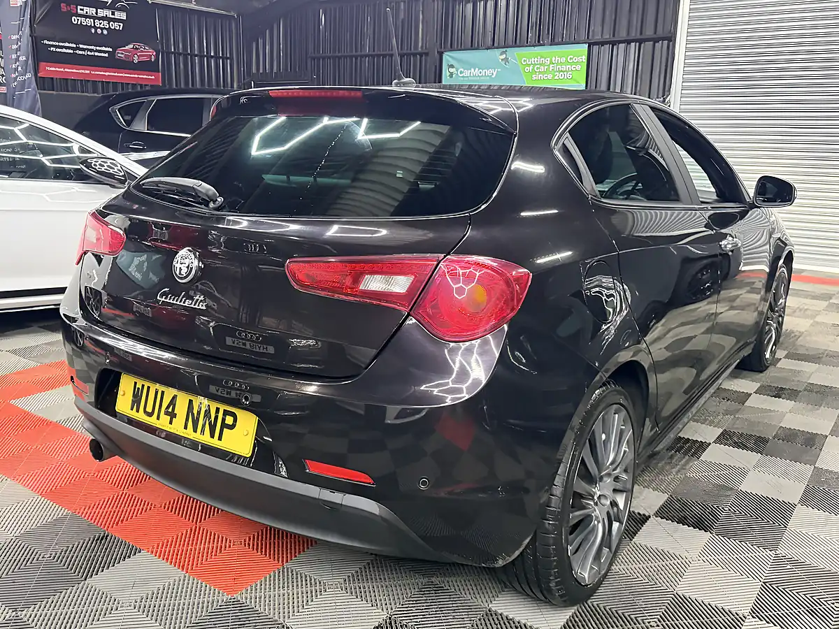 Used 2014 Alfa Romeo Giulietta Sportiva Nav Black - Interior and Exterior details 5