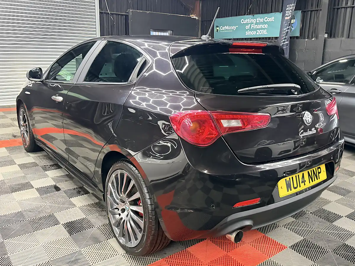 Used 2014 Alfa Romeo Giulietta Sportiva Nav Black - Interior and Exterior details 6