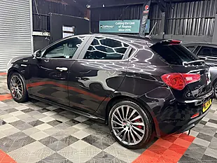 Used 2014 Alfa Romeo Giulietta Sportiva Nav Black - Interior and Exterior details 7