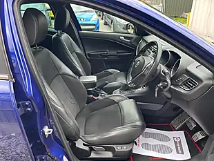 Used 2014 Alfa Romeo Giulietta Sportiva Nav Blue - Interior and Exterior details 10