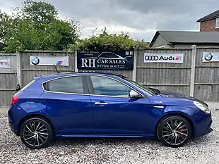 Used 2014 Alfa Romeo Giulietta Sportiva Nav Blue - Interior and Exterior details 12