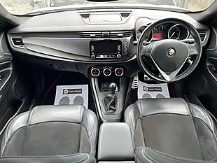 Used 2014 Alfa Romeo Giulietta Sportiva Nav White - Interior and Exterior details 4