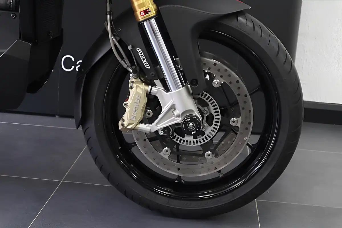 Used 2014 Aprilia Caponord 1200 Red - Interior and Exterior details 15