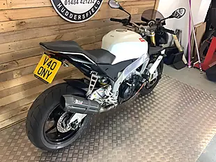 Used 2014 Aprilia Tuono Abs White - Interior and Exterior details 4