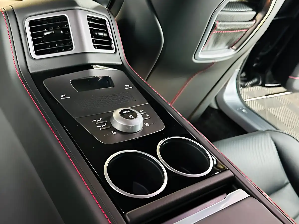 Used 2014 Aston Martin Rapide S Black - Interior and Exterior details 19