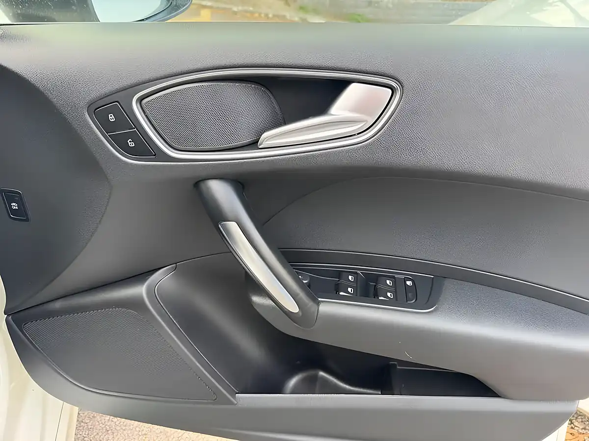 Used 2014 Audi A1 Black Edition White - Interior and Exterior details 18
